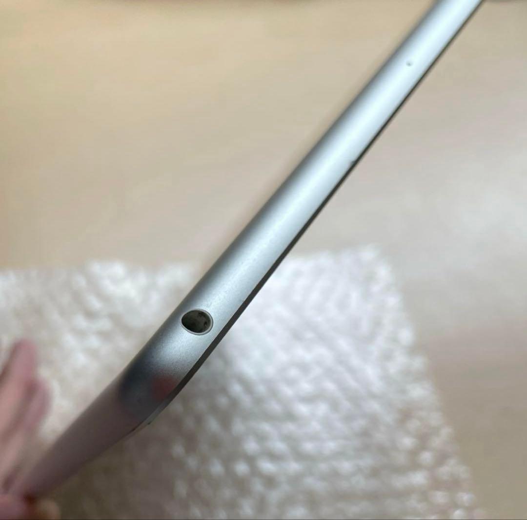 ⭕️benten様⭕️ iPad 第6世代　A1893　Wi-Fiモデル　32GB