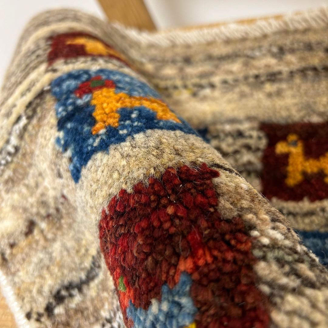 ギャッベ　シラーズ産　座布団サイズ　ペルシャ絨毯　トライバルラグ　39x42㎝