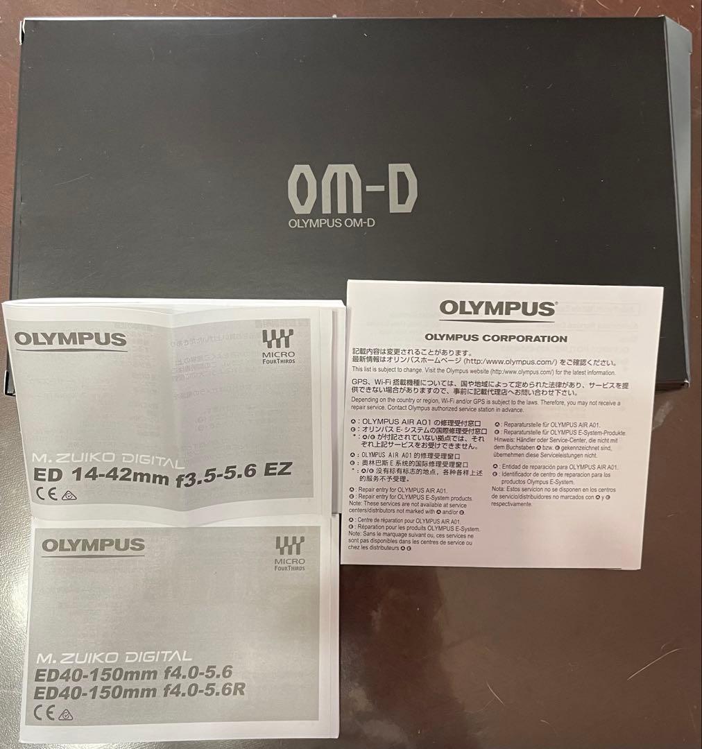 Olympus OM-D E-M10 ミラーレス一眼 カメラ