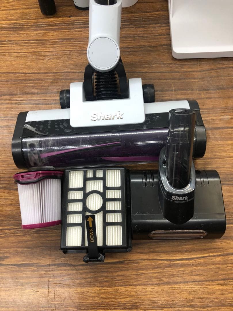 Shark LC351J WH コードレススティッククリーナー　送料無料