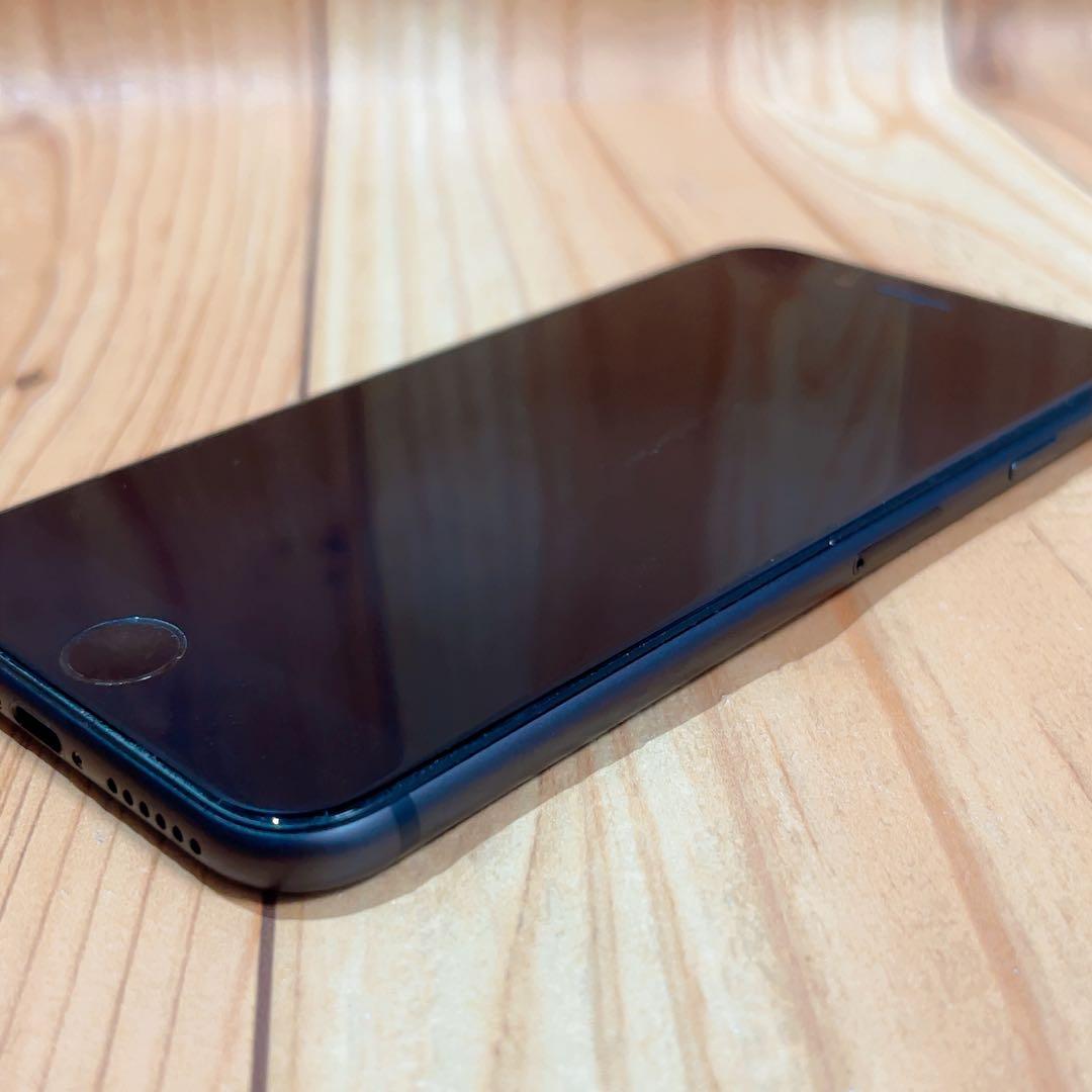SIMフリー 本体 iPhone 8 64GB スペースグレイ 068 電池新品