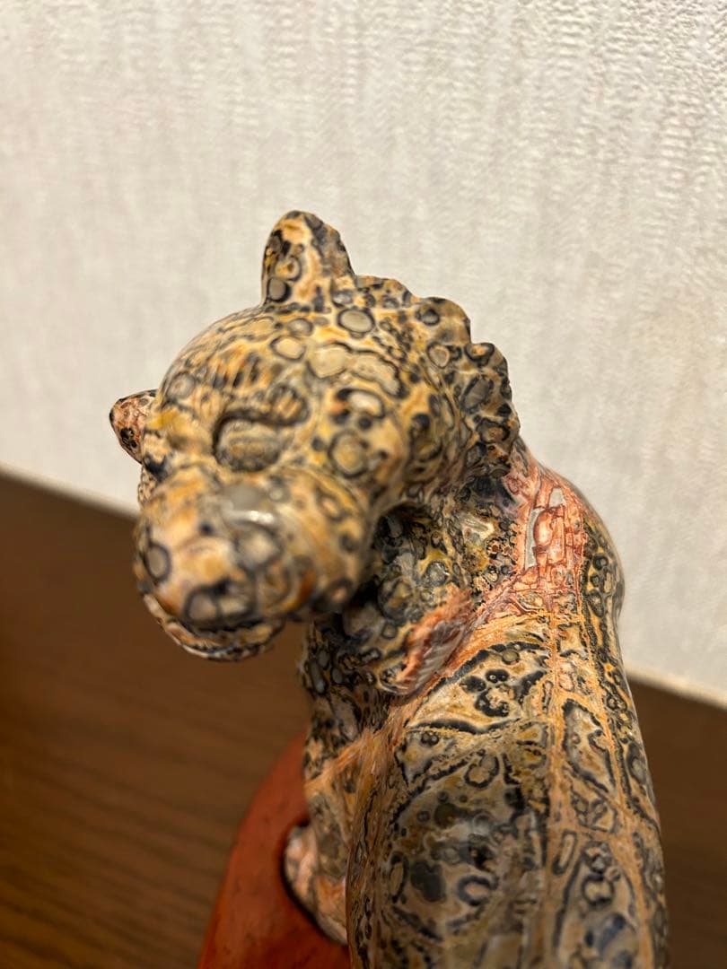 超レア‼︎ 天然石　石刻　アンティーク　ジャスパー天然石　タイガー（虎彫り）置物な