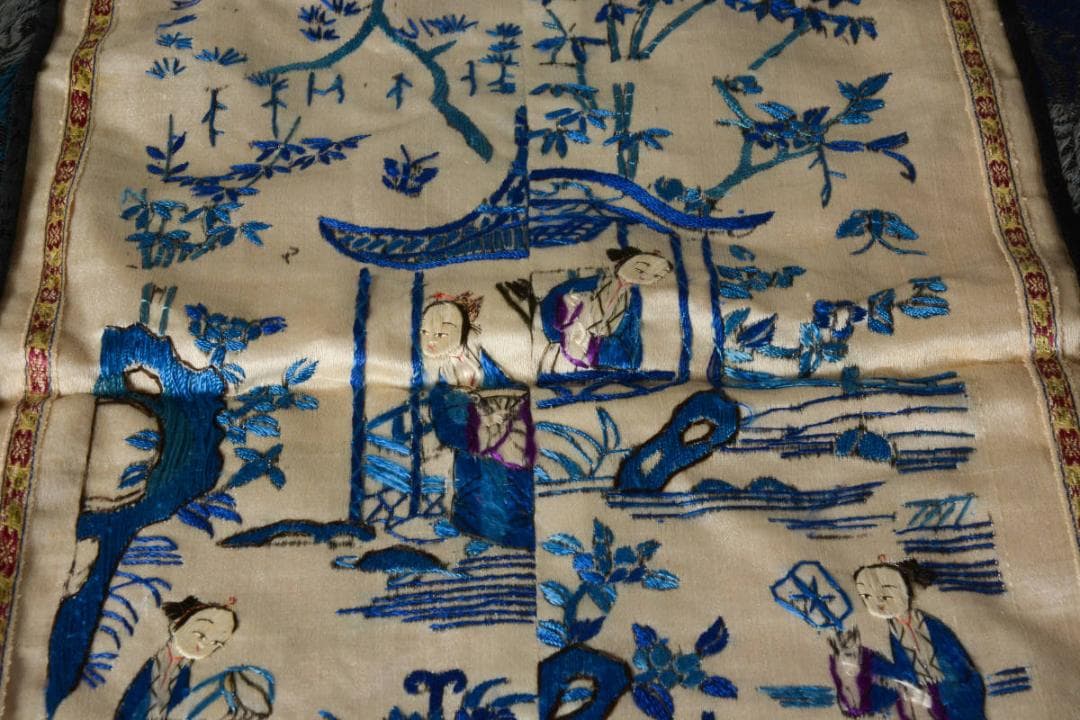 【珍】　★ 山水仕女図繍片 ★　民国時期　刺繍 山水紋 仕女紋　民間織繍