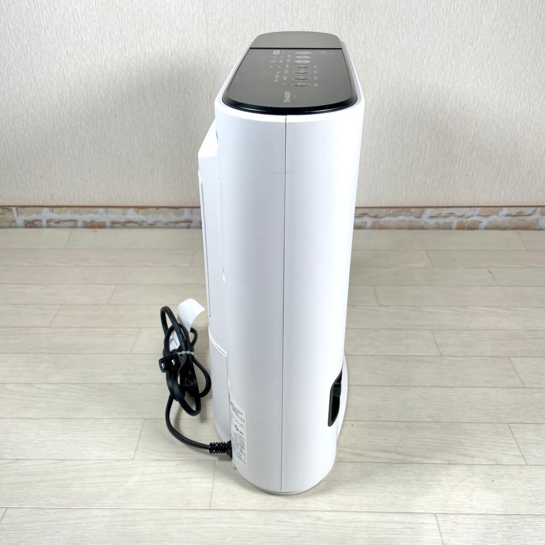 シャープ　加湿セラミックヒーター　HX-TK12-W　2024年製　暖房