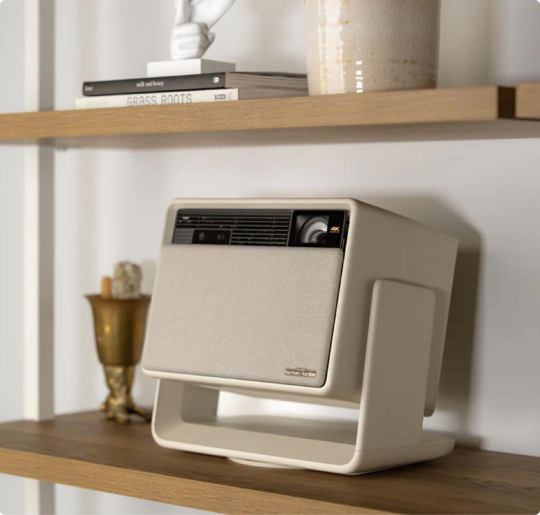 美品　XGIMI HORIZON S Pro プロジェクター 4K 1800