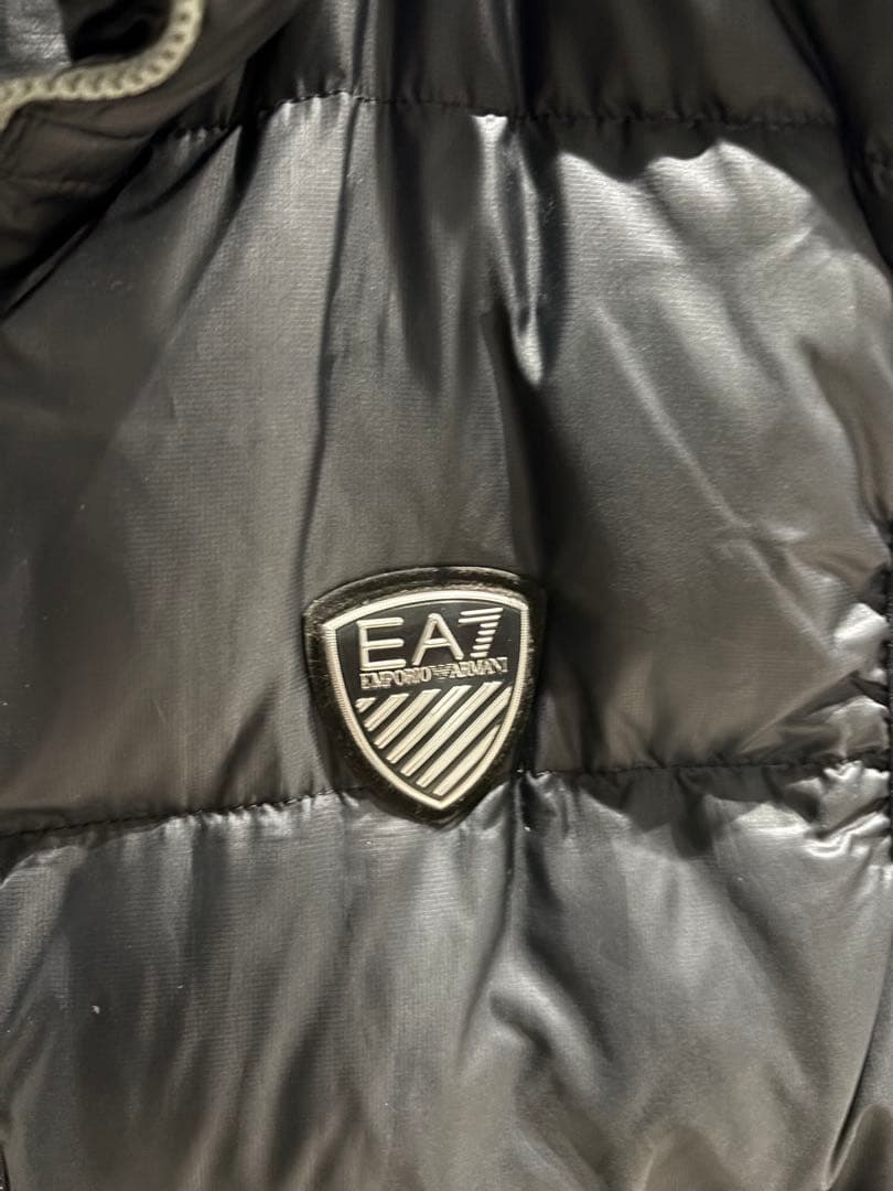 EA7 Emporio Armani ブラック ダウンベスト　Po.co様