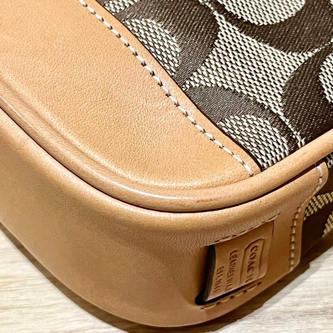 極美品　コーチ　6094 アクセサリーポーチ　シグネチャー　キャンバス