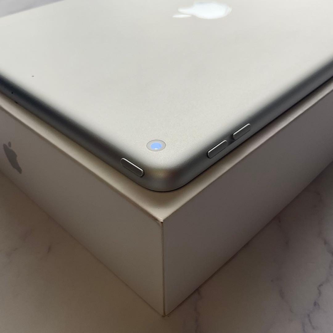 【極美品】Apple iPad 第7世代 Wi-Fi 128GB