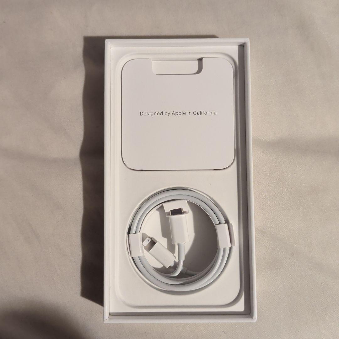 Apple iPhone 14 本体、箱付き、ケーブル付き