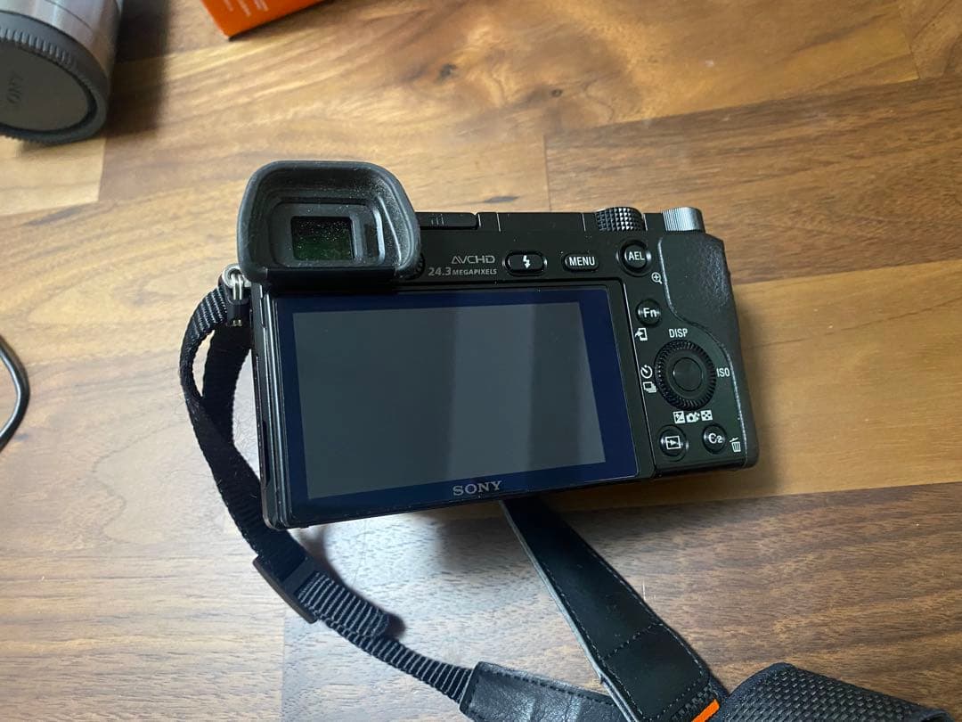 SONY α6000 ダブルズームレンズキット& SEL30M35レンズ