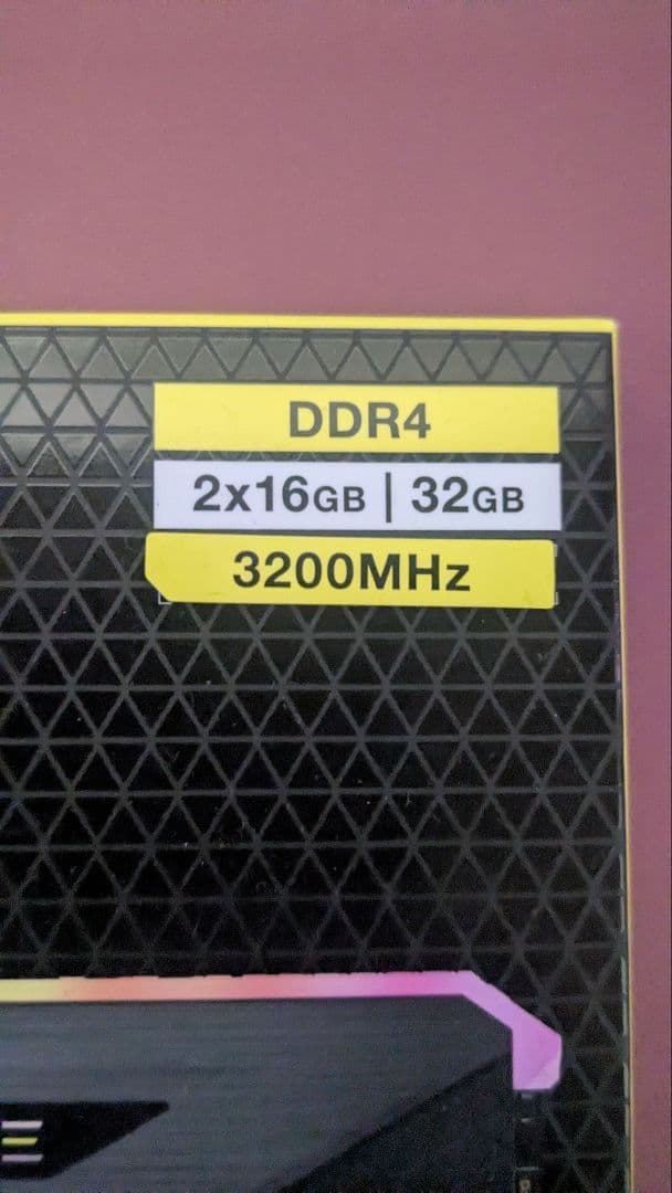 メモリー CORSAIR Vengeance RGB RT 32GB DDR4 3200