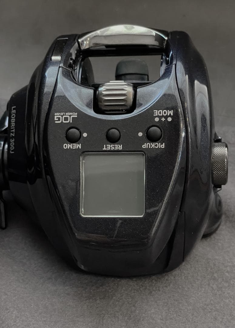 ほぼ未使用！ダイワ 電動リール レオブリッツ 300J 右ハンドル 23年モデル