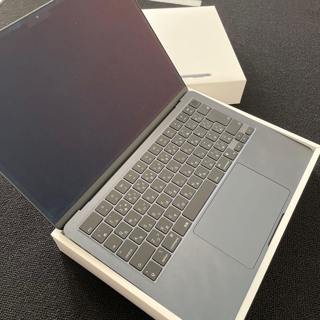 Apple MacBookAir M2 8GB 256GB 箱有　即日発送