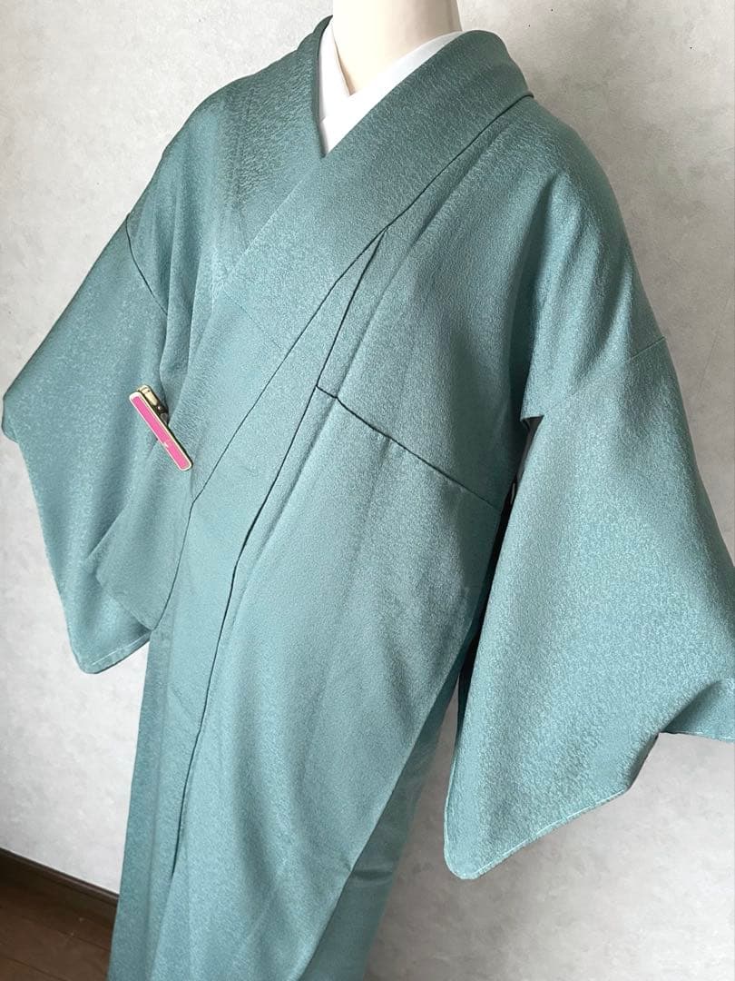 a09【在庫処分・特価】未使用 青緑 織柄 正絹 色無地 裄 64.5