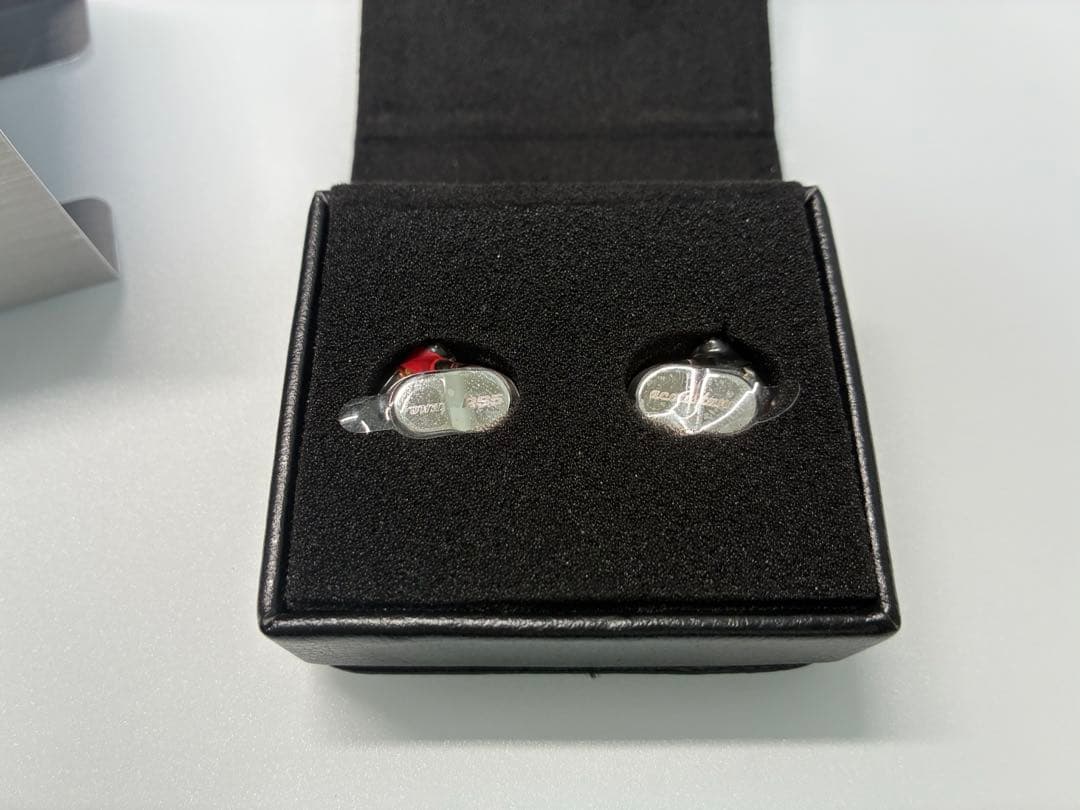 【国内正規品・新品同様】Acoustune RS FIVE CLEAR