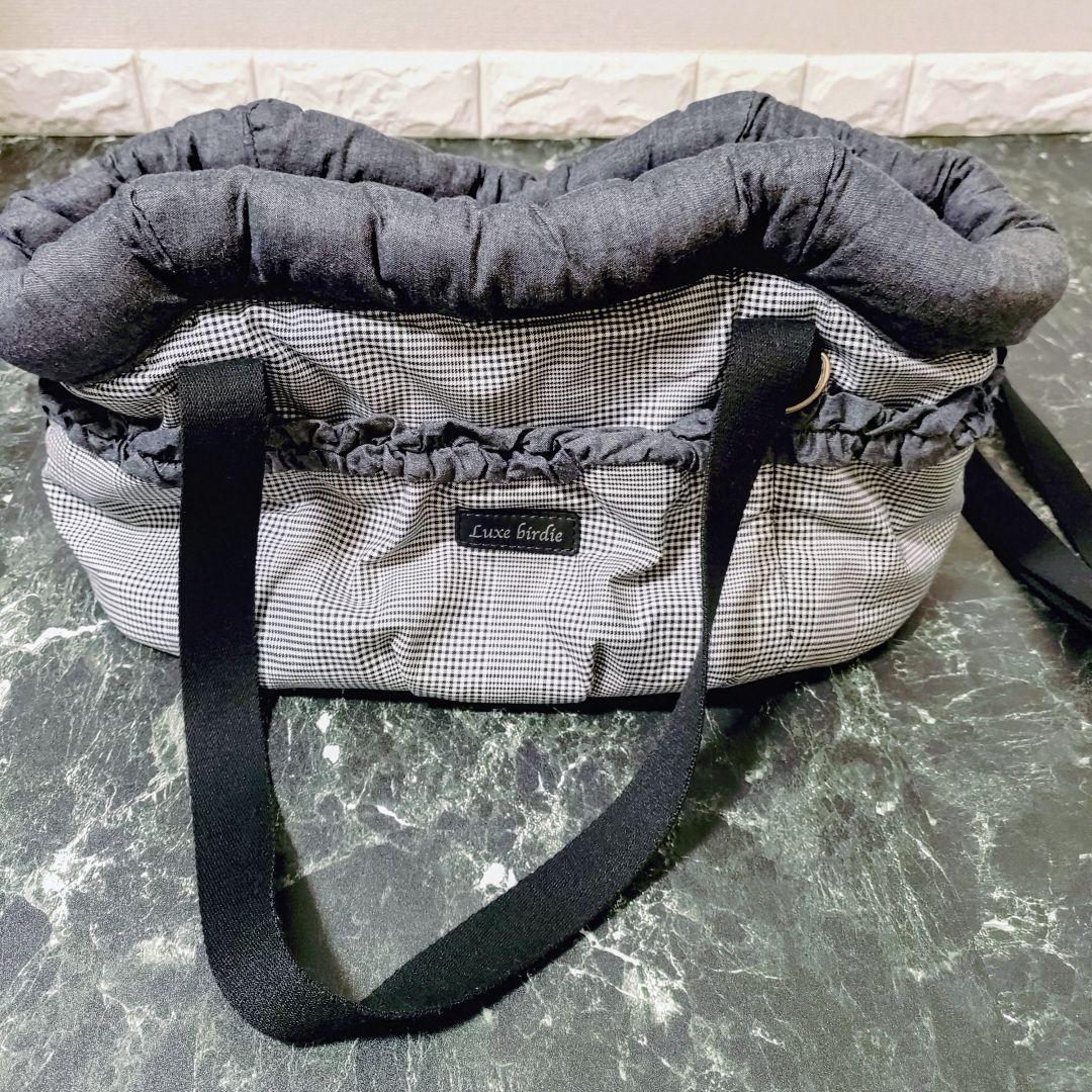 Luxe birdie ピクニックキャリー　モノトーン　斜め掛け可能　軽量