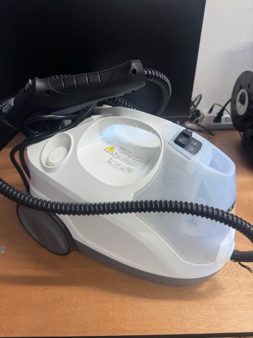 ケルヒャーKARCHER 高圧洗浄機 SC 4 本体と付属品も全て揃っています