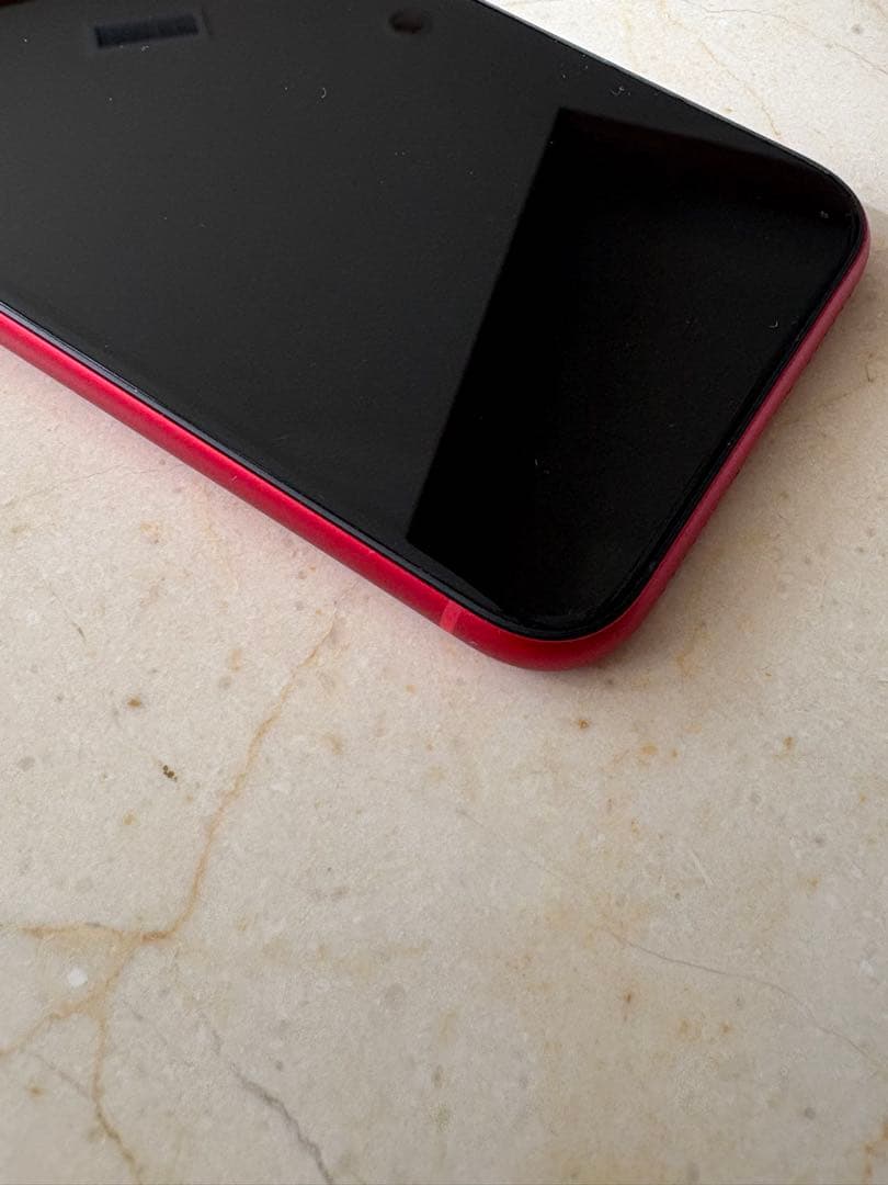 Apple iPhone 11 64GB 本体　スマホ