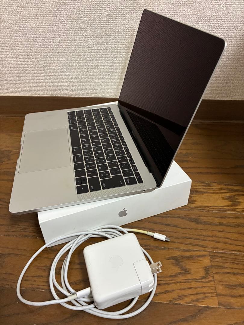 【ジャンク品】MacBook Pro 2016 13インチ 8GB/256GB