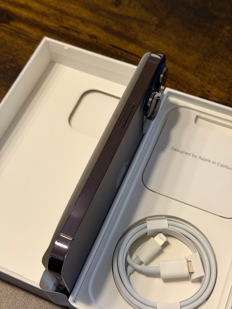 【美品】Apple iPhone 14 Pro 128GB SIMフリー