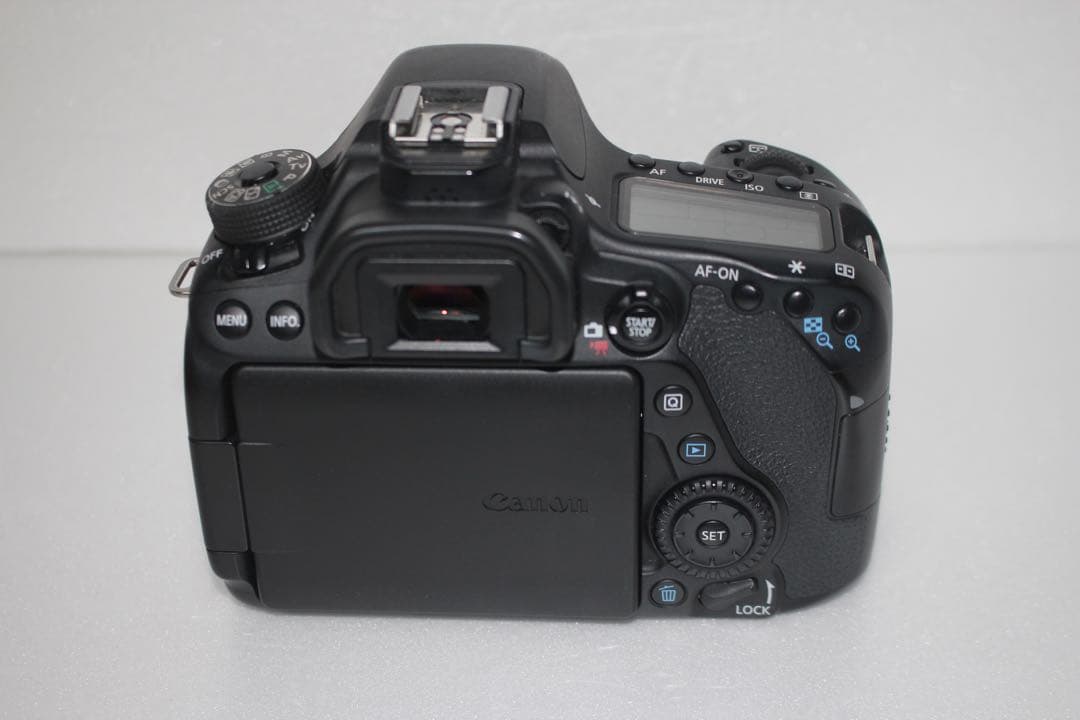 Wi-Fi/動画/保証/手ぶれ補正付きCanon EOS 80Dレンズセット