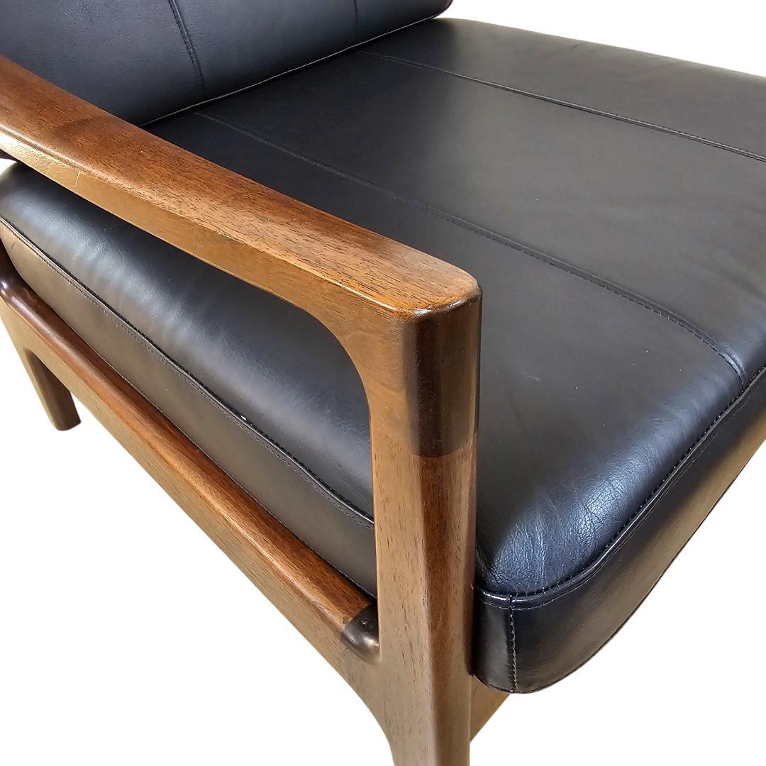 【美品】起立木工 ノルディ アームチェア② 黒 ウォールナット 椅子 レザー調