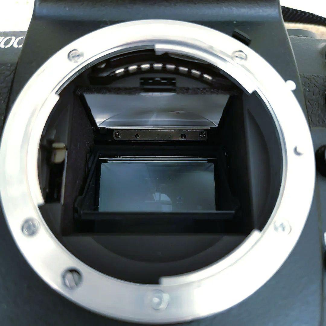 ✨通電OK✨Nikon F100 フィルムカメラ（付属品付き）