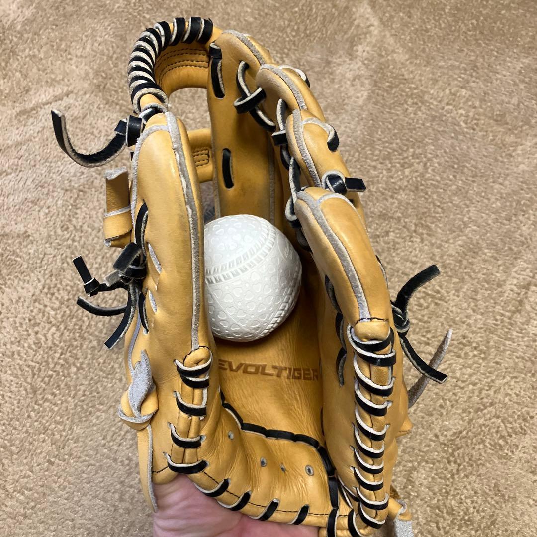 ミツワタイガー　レボルタイガー　内野用　硬式グローブ