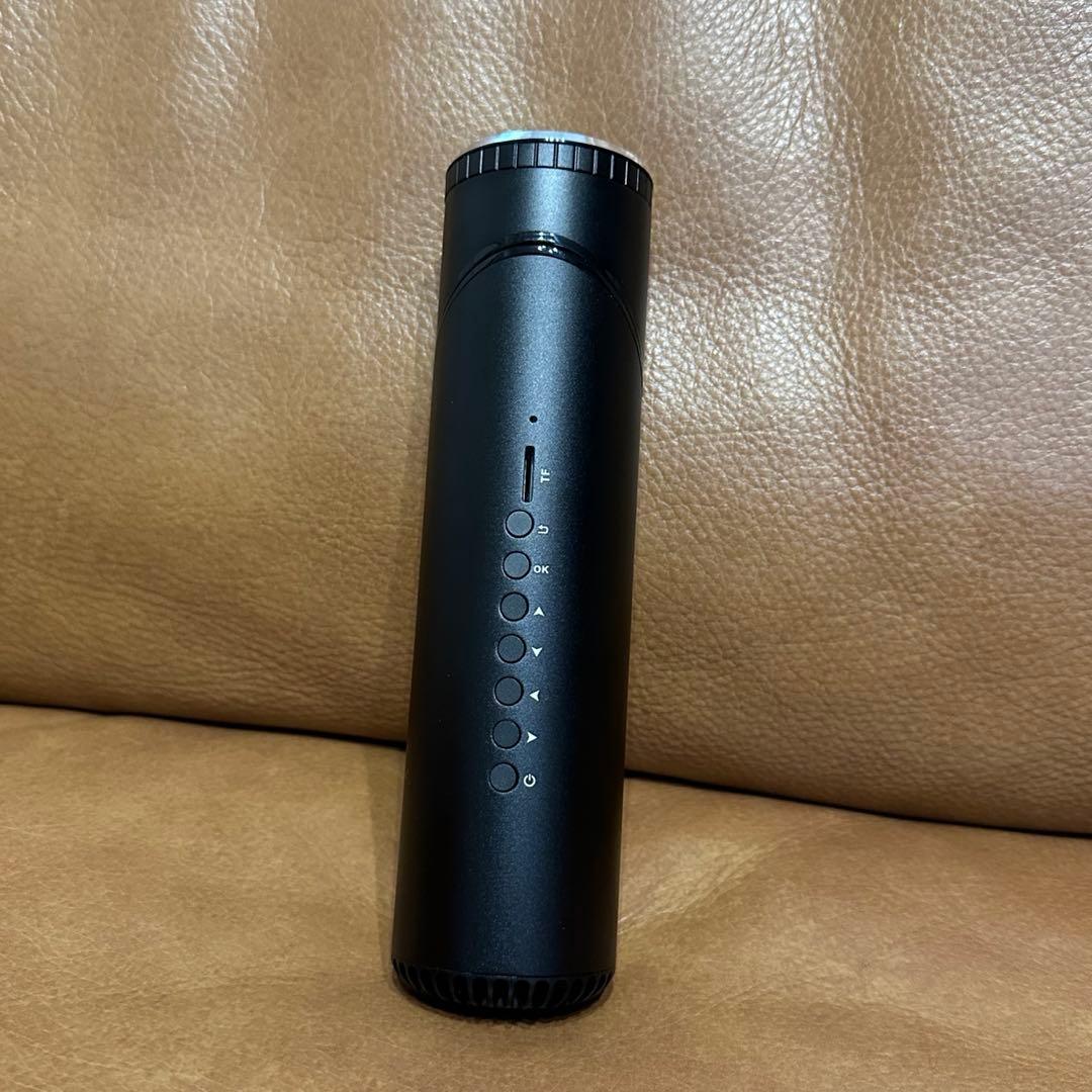 美品【FunLogy/ファンロジー】小型プロジェクター　X-03