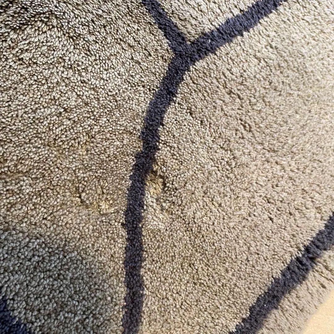 ジャンク品！6000円値下げ！　ラグ(アクタス)