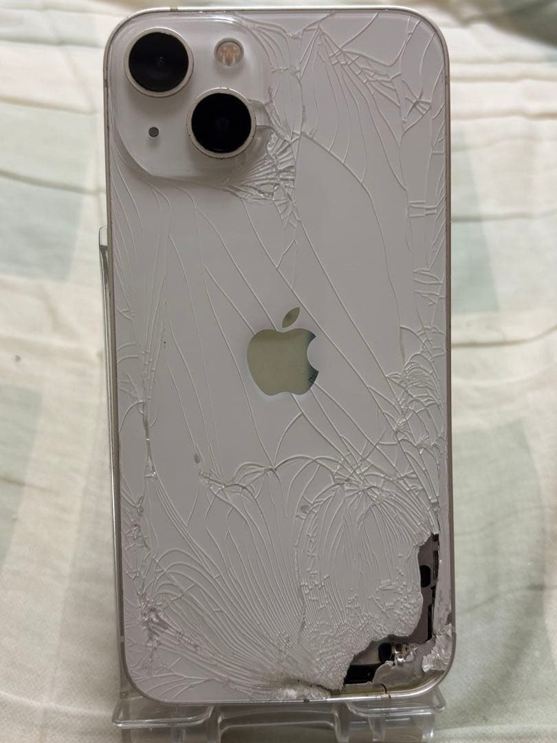 【部品取り】iPhone13 スターライト 128GB SIMフリー ジャンク