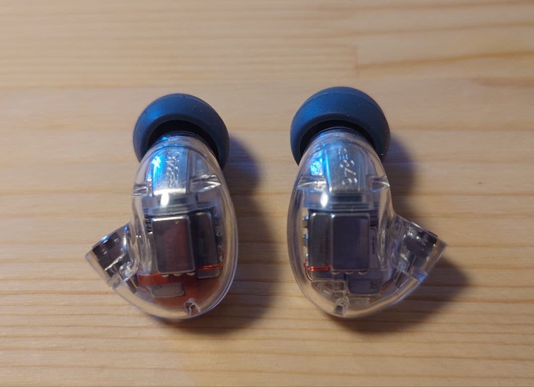 【ねこ】【箱に少し痛みあり】SHURE SE846 第二世代