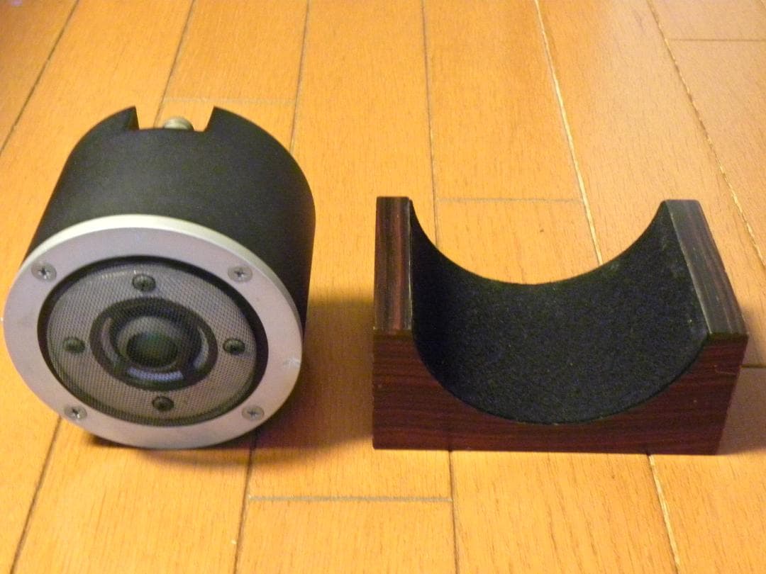 YAMAHA ベリリウムドーム型ツィーターJA0572（専用スタンド付）