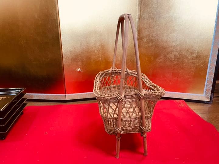手編み　ハンドメイド　籠　バスケット　小物入れ　アンティーク　かご　カゴ