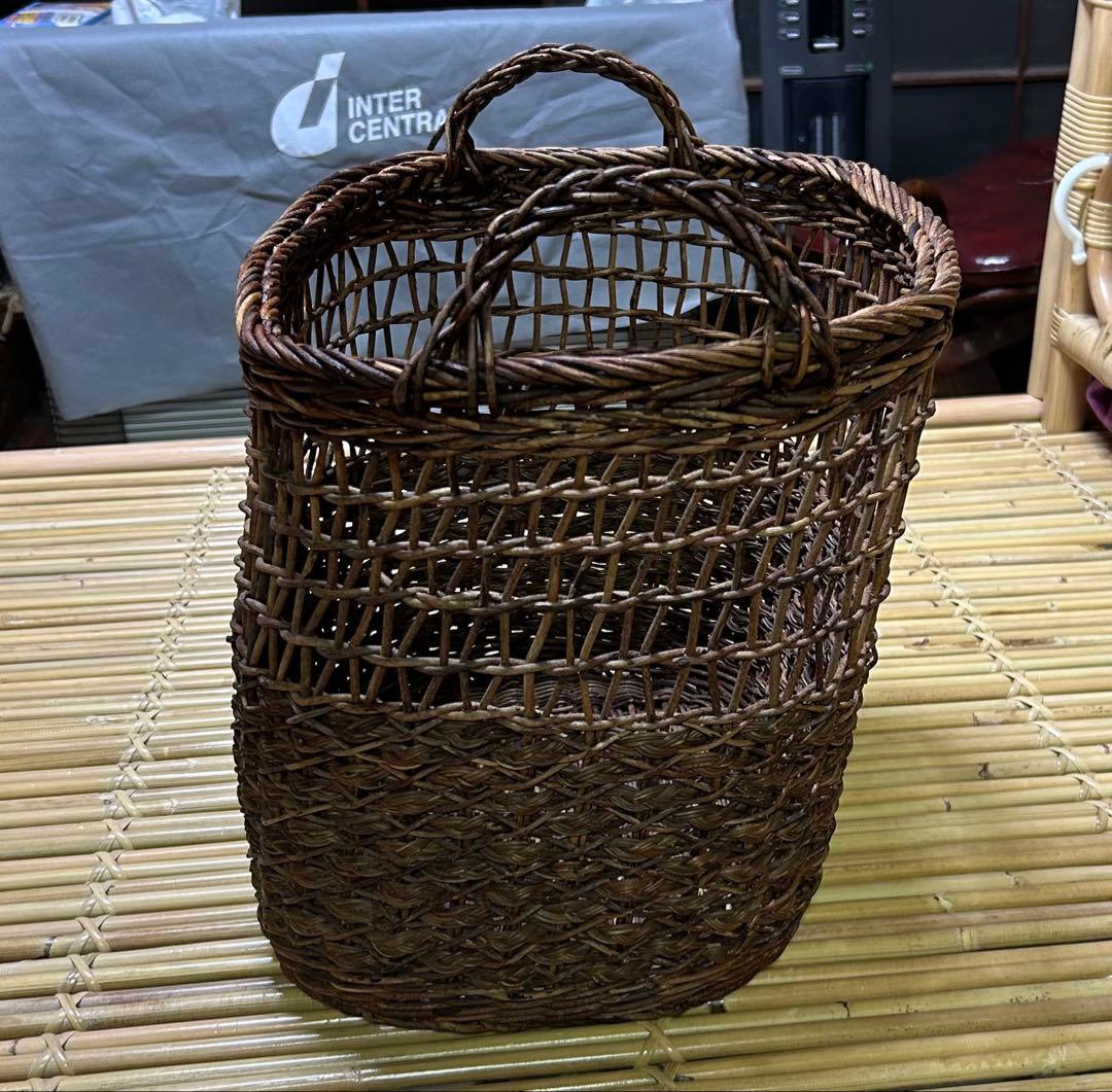 あけび　籠　かご　バスケット　アケビ