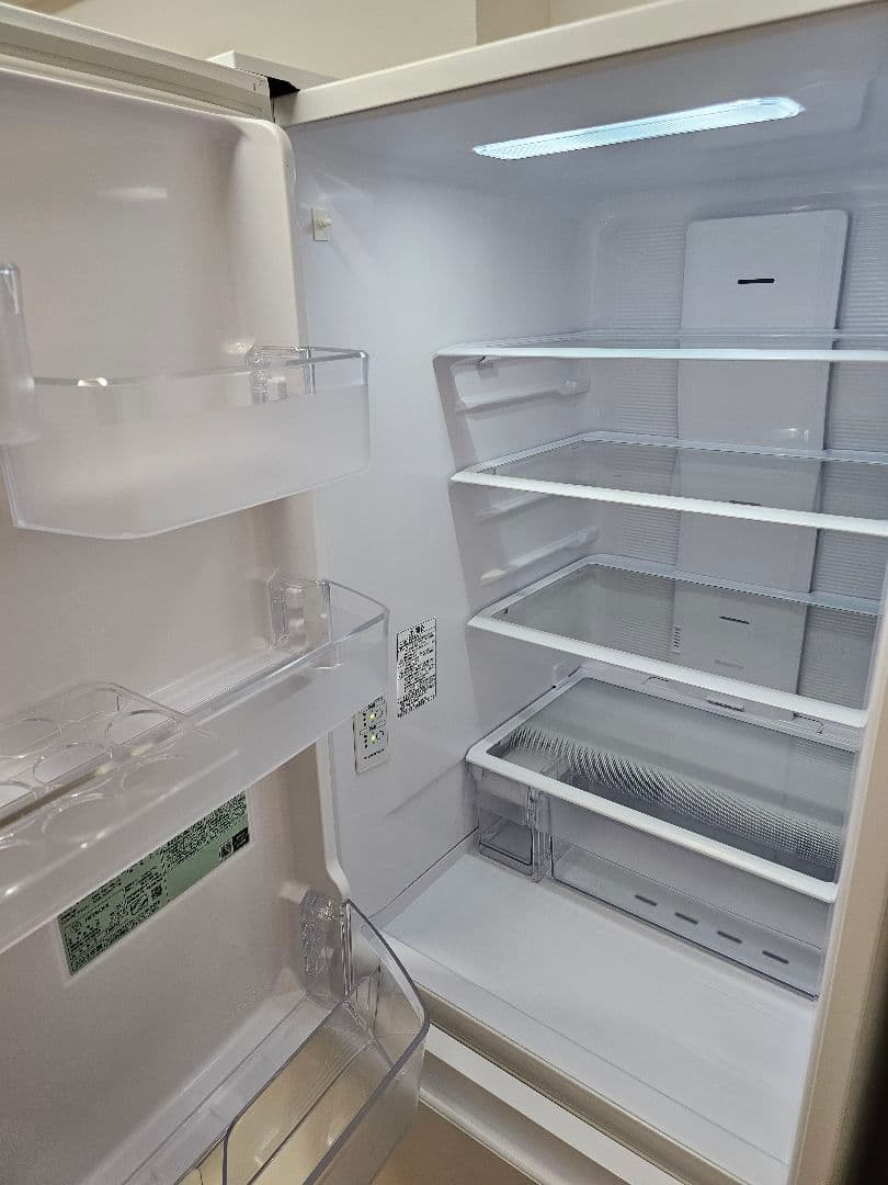mさん専用　日立R-V32TVL　2023年製　冷蔵庫　左開き　ホワイト　白
