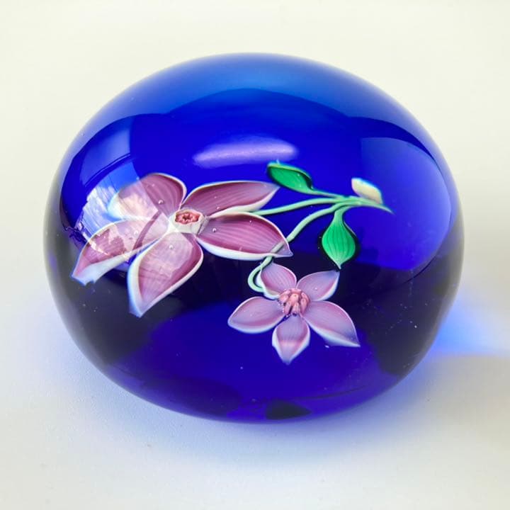 バカラ　激レア　ドーム型　ペーパーウェイト　1972年　限定　花　ブルー