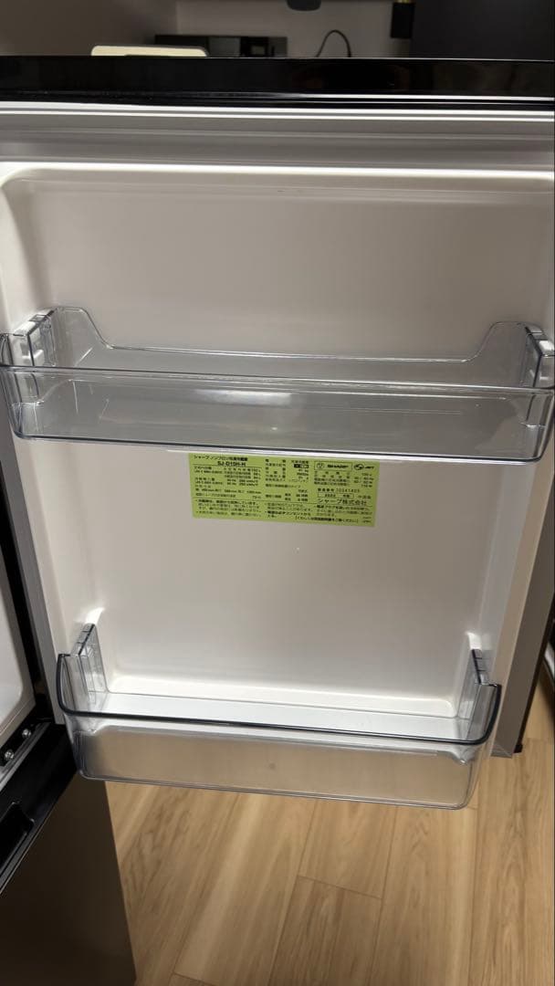 【美品】シャープ 冷蔵庫 152L黒(マットダークグレー)