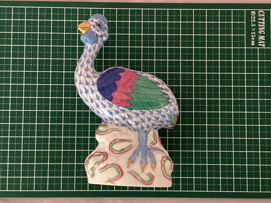 HEREND ヘレンド　手描き　ホロホロ鳥　フィギュリン　青と緑の羽模様の陶器製
