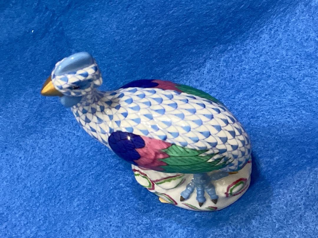 HEREND ヘレンド　手描き　ホロホロ鳥　フィギュリン　青と緑の羽模様の陶器製