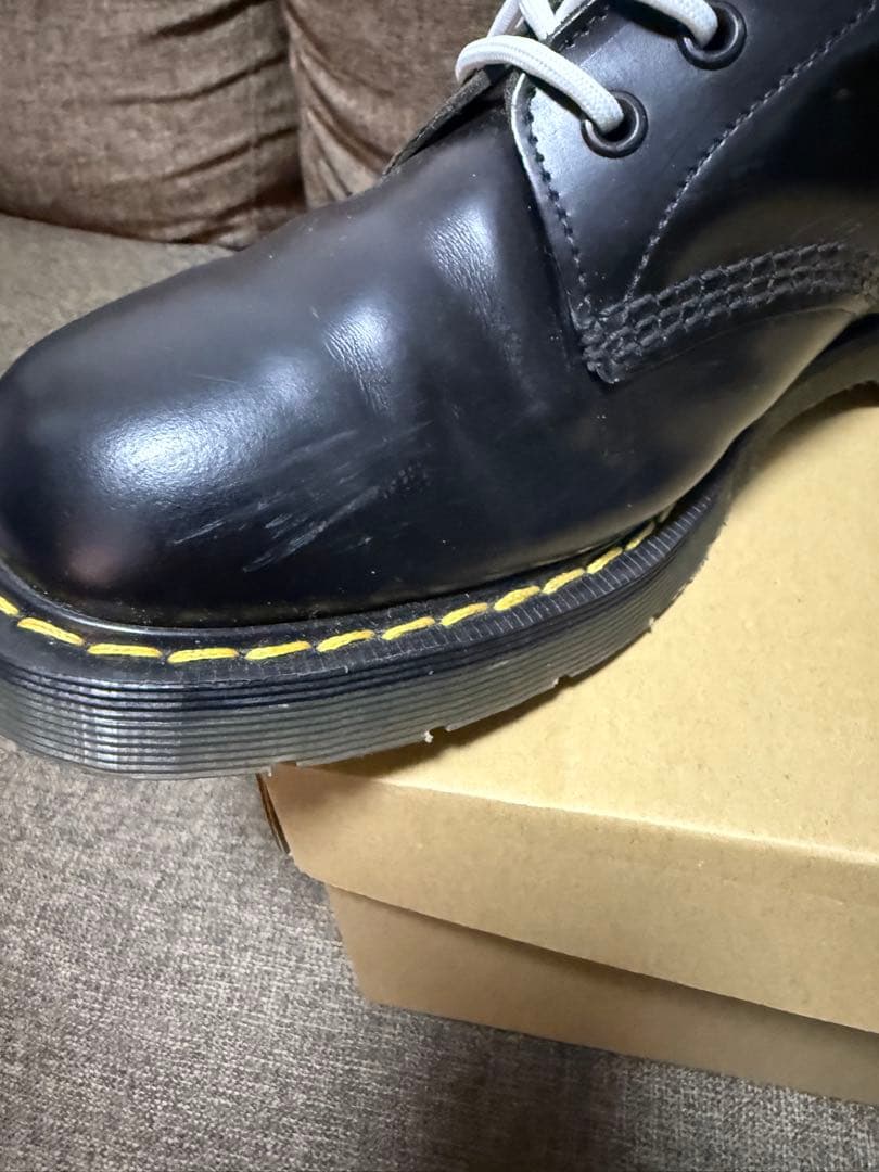 ドクターマーチン　8ホール　GB 27.0