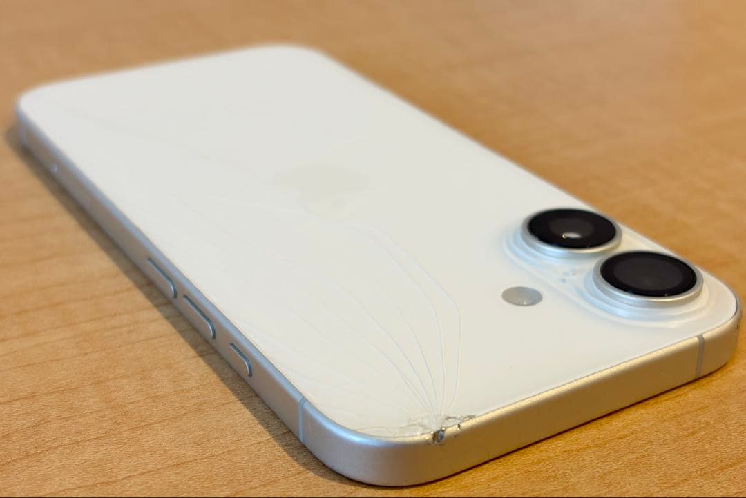 iPhone16 無印 ホワイト 本体 箱付き