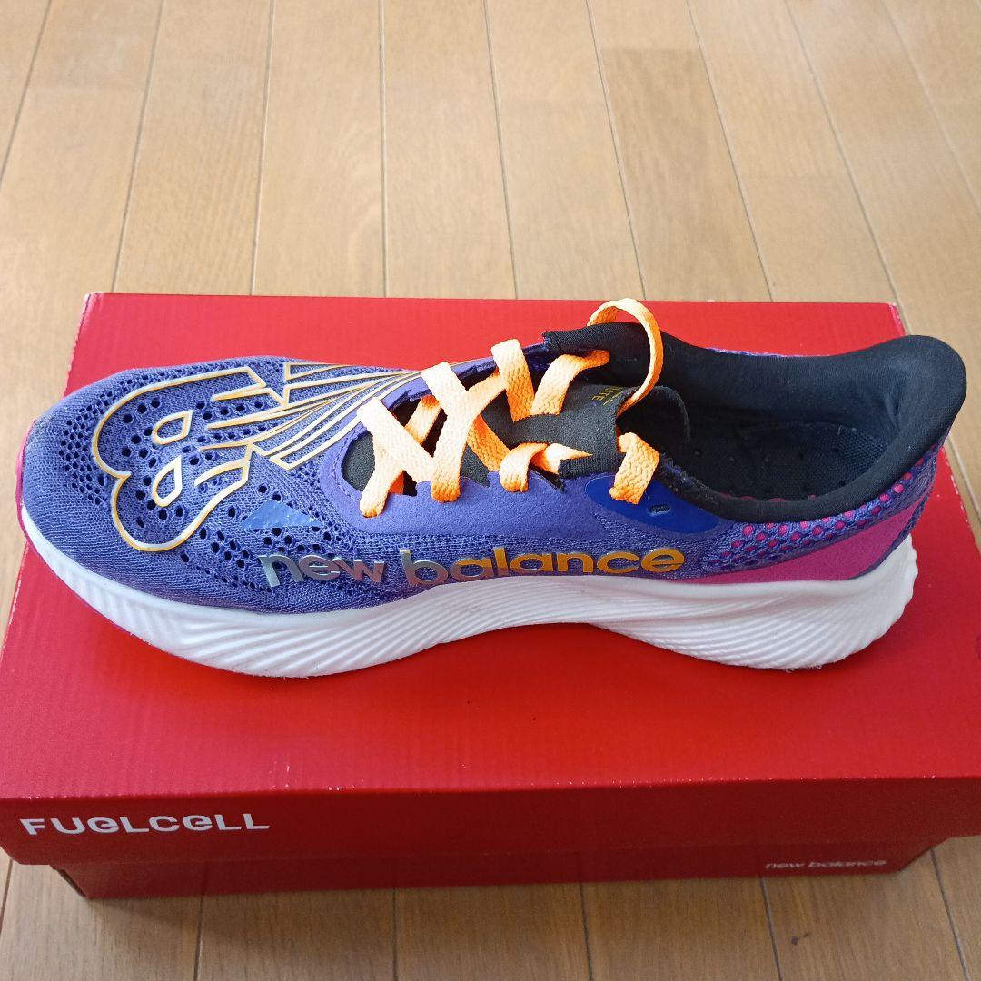 スパイク・シューズ New Balance FuelCell RC Elite v2 27.0cm