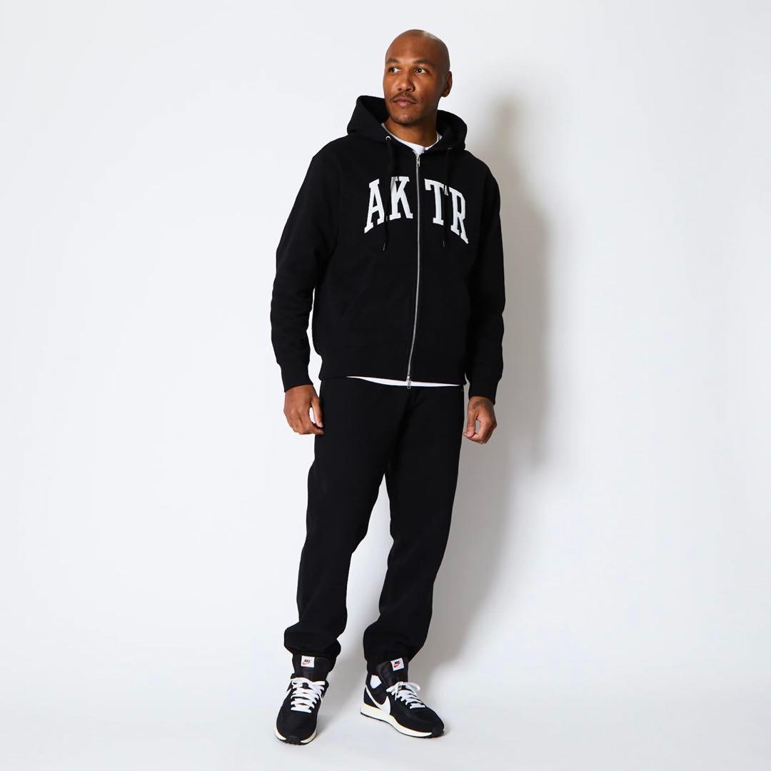 【新品未使用】COLLEGE LOGO SWEAT ZIP HOODIE