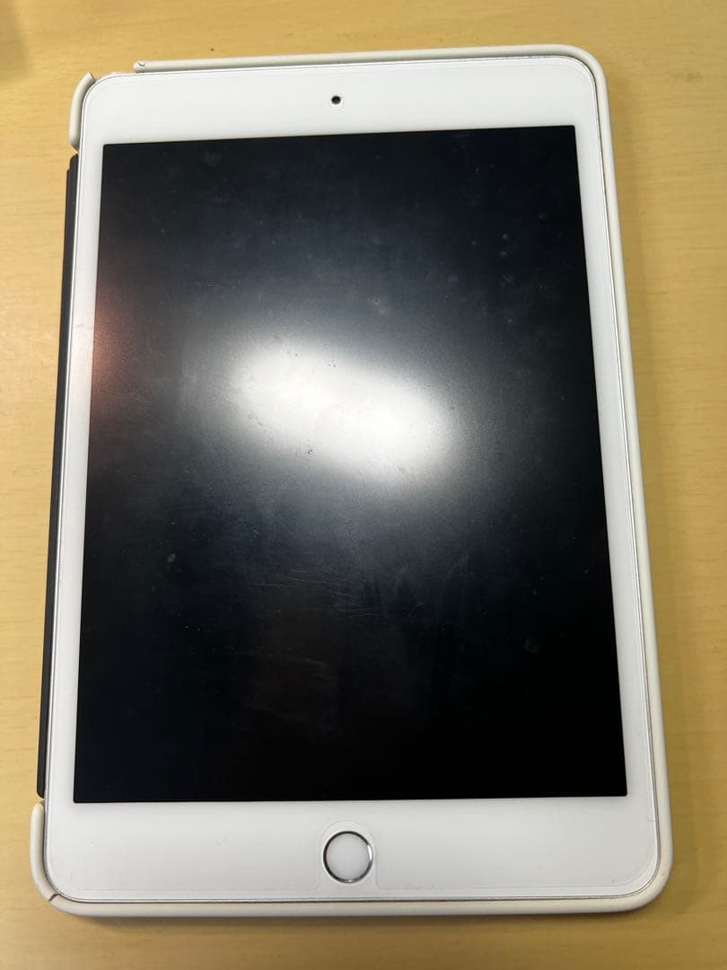 iPad mini4 第4世代 64GB WIFIモデル シルバー