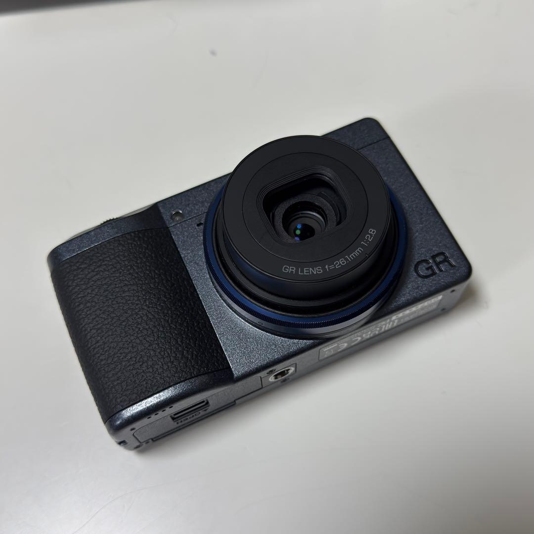 デジタルカメラ RICOH GRiiix Urban Edition