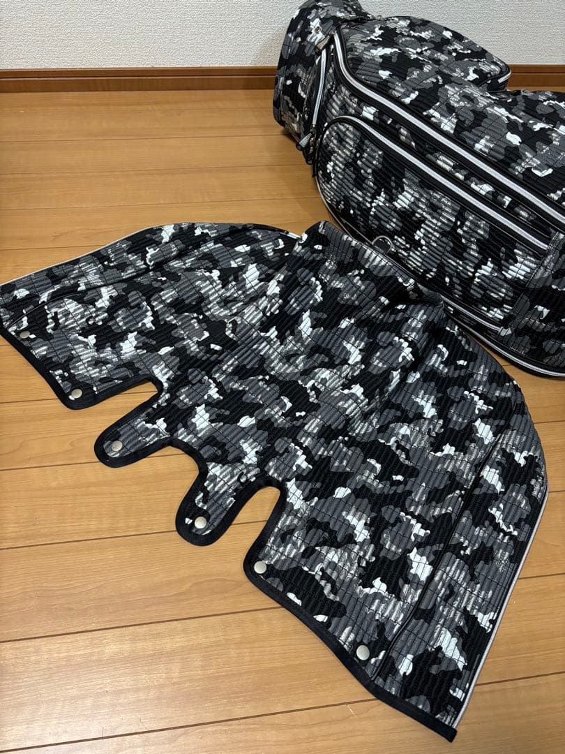 オウル OUUL キャディバッグ シルバークラシックカモフラージュ　美品
