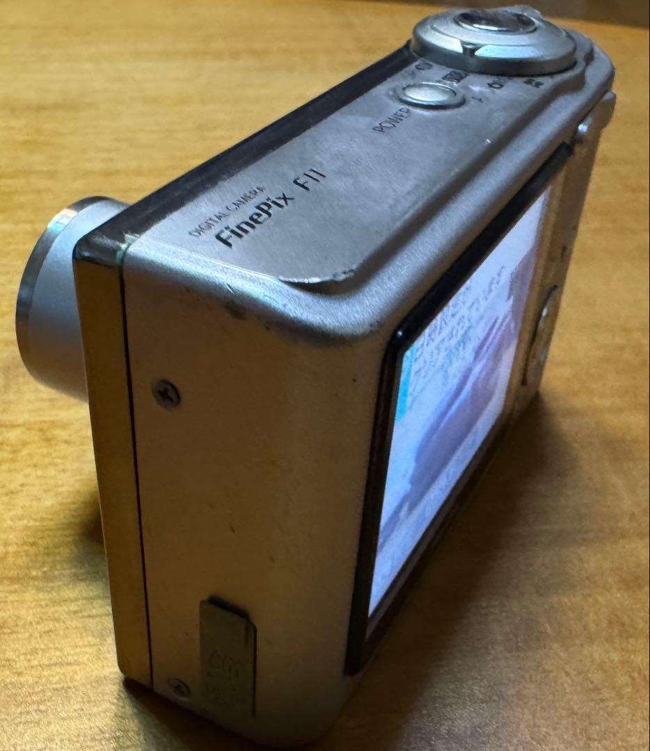Fujifilm FinePix F11 6.3メガピクセル