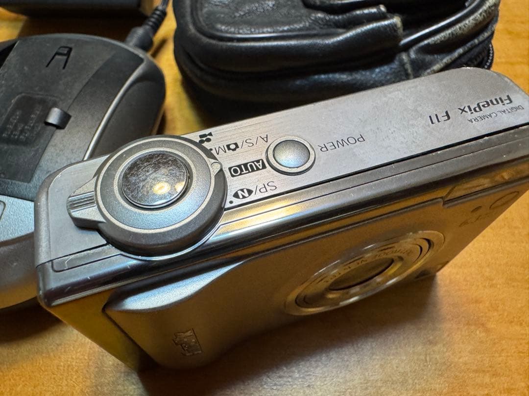 Fujifilm FinePix F11 6.3メガピクセル