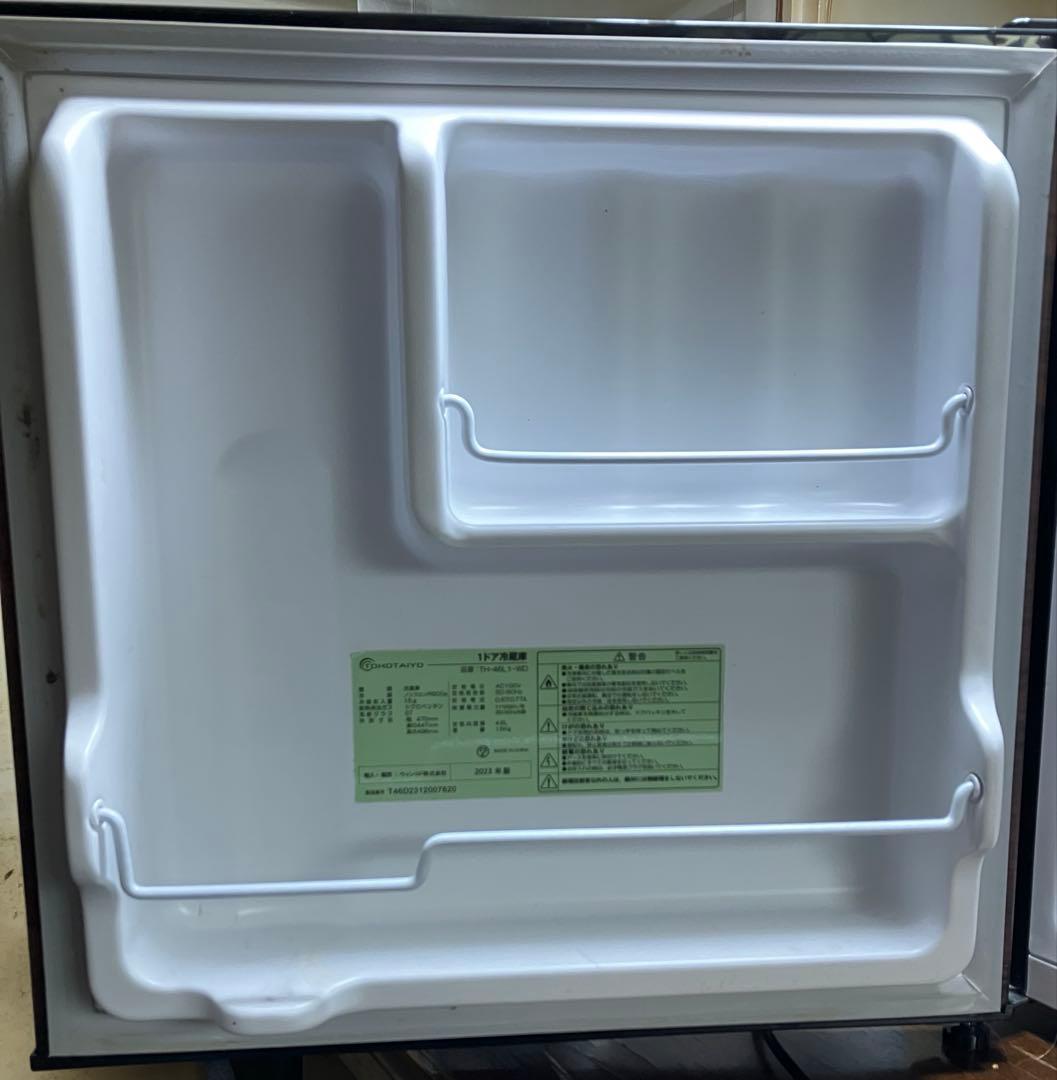 2023年製　１ドア　小型セカンド　ミニ冷蔵庫46L 扉ウッド調